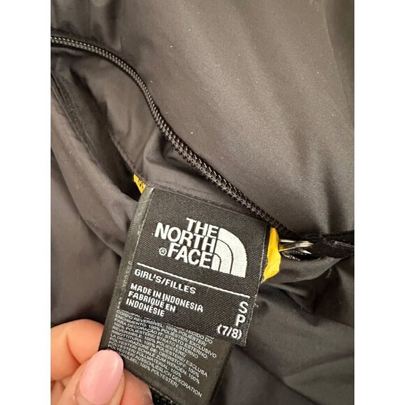 The North Face Girls Reversible Black Jacket Size SP Warm & Stylish Design - Picture 6 of 7